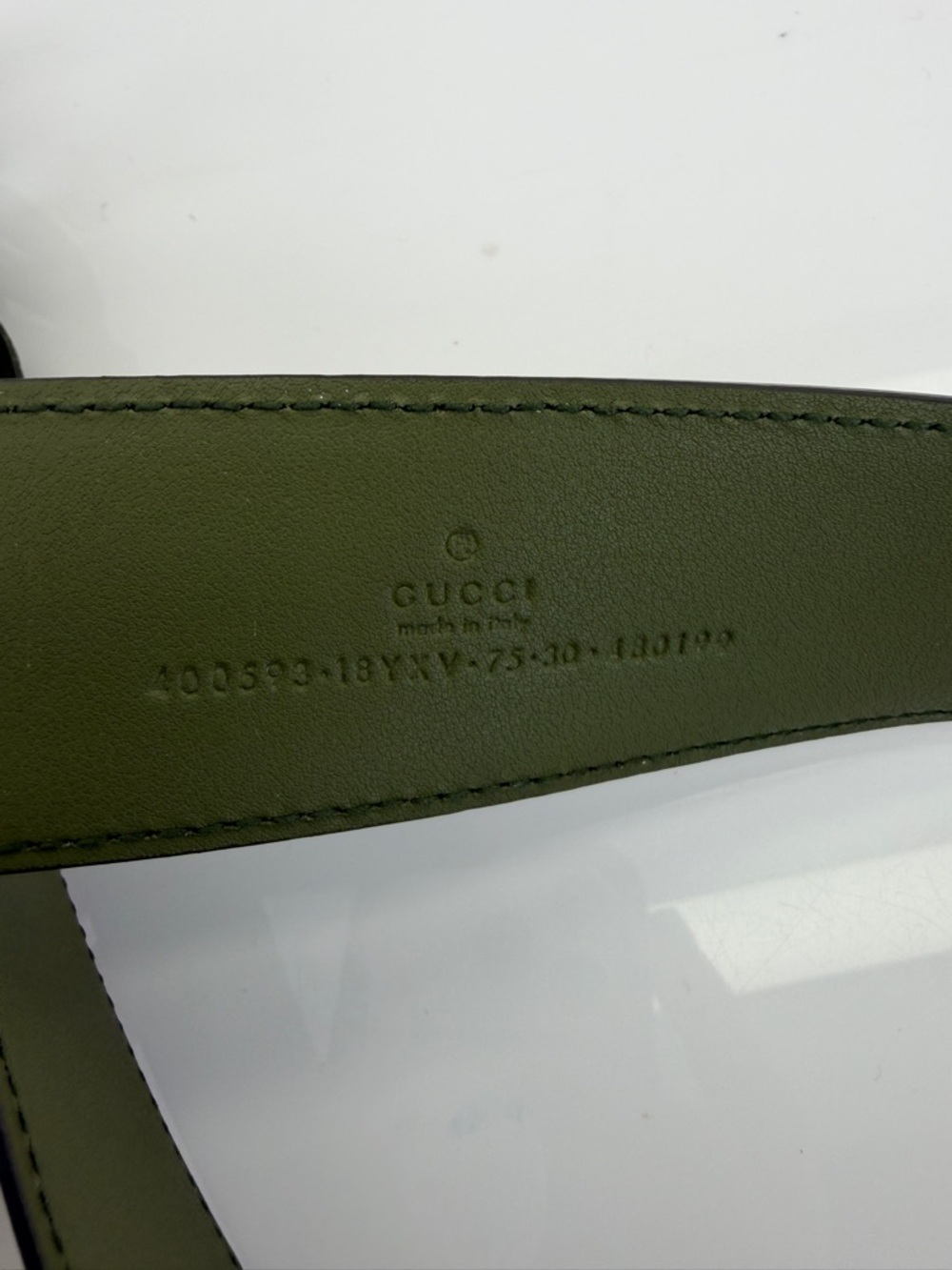 Authentic Gucci Monochrome Gg Wide Marmont Enamel Green Belt 75/30 400593 - Picture 7 of 8
